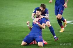 开云体育官方网站-希腊男篮轻取立陶宛男篮,布拉德利一己之力扛起全队的简单介绍