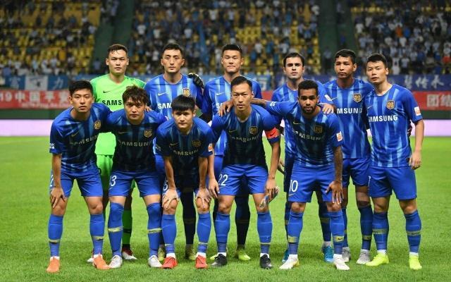 江苏苏宁主场逼平河南建业，保持不败战绩的简单介绍