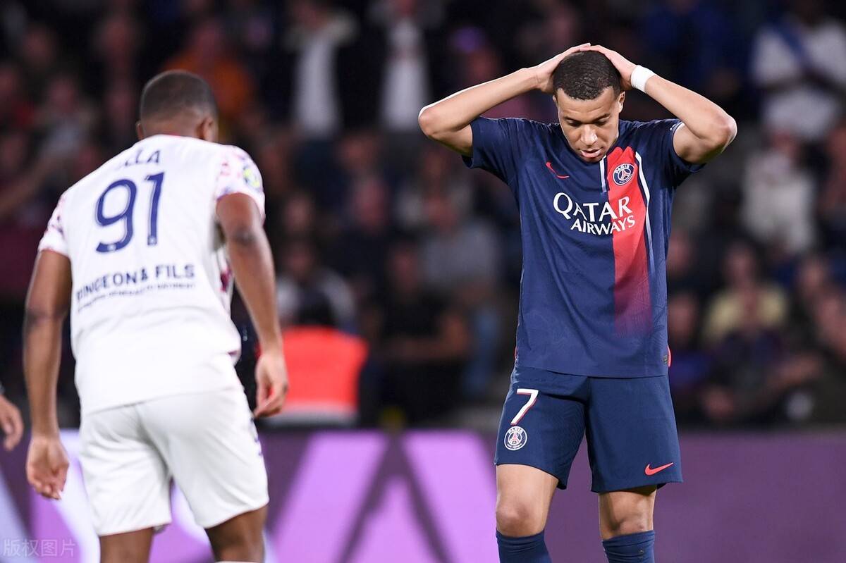 包含克莱蒙主场大胜,球队士气高涨迎来胜利的词条 包含克莱蒙主场大胜,球队士气高涨迎来胜利的词条