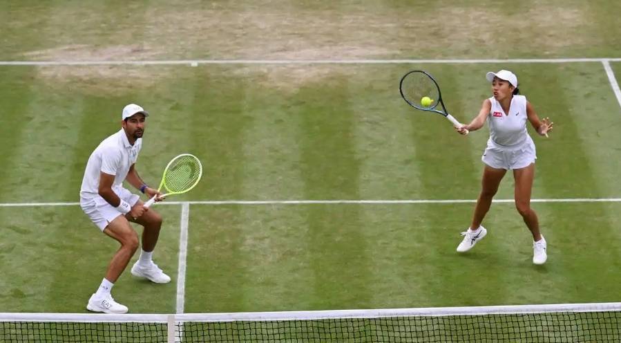 罗马尼亚女足表现抢眼,晋级淘汰赛 罗马尼亚女足表现抢眼,晋级淘汰赛