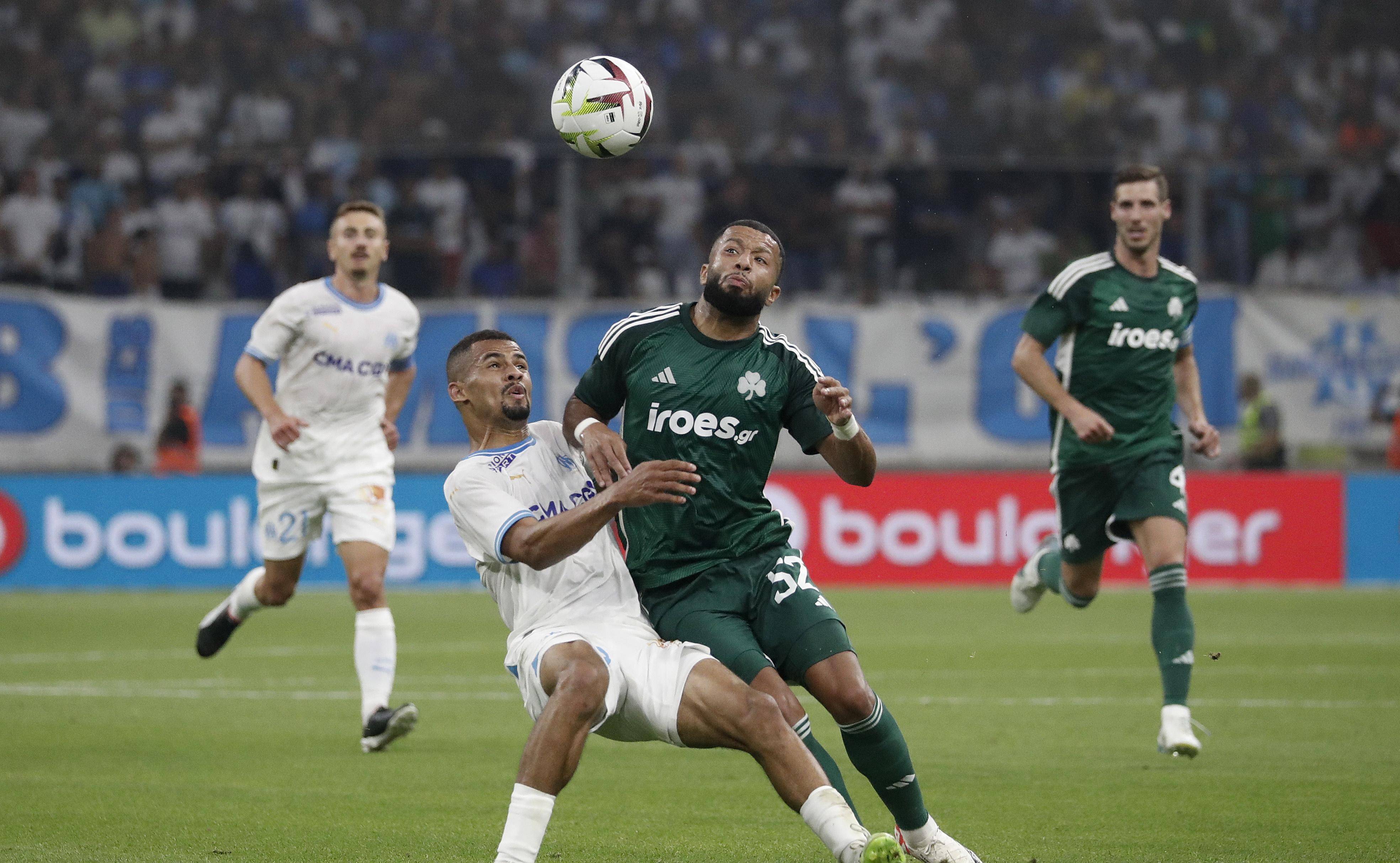 全球足球巨星争夺桂冠,谁能笑到最后 全球足球巨星争夺桂冠,谁能笑到最后