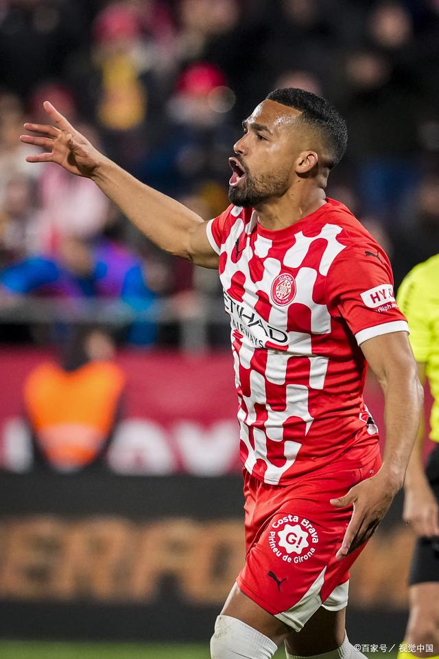 巴塞罗那与马德里竞技握手言和 巴塞罗那与马德里竞技握手言和