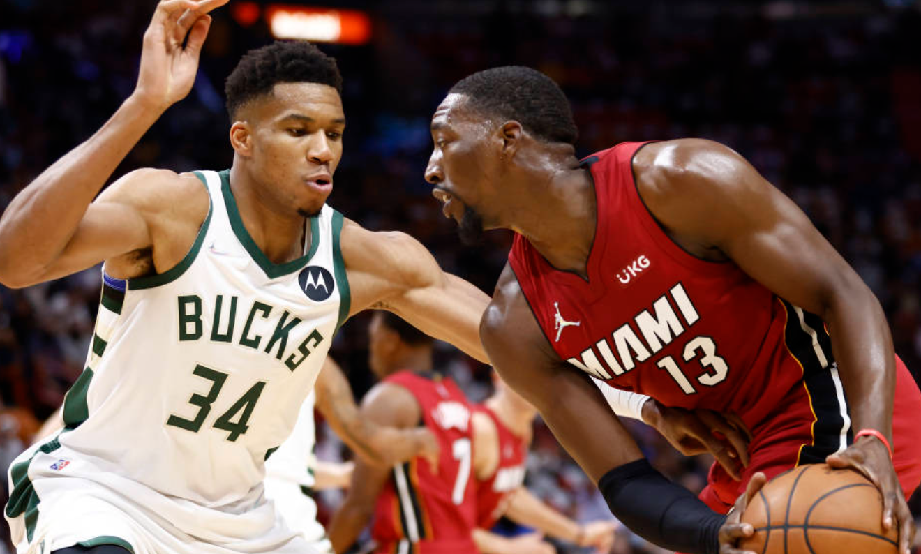 雄鹿外线火力猛增,成为制胜法宝 雄鹿外线火力猛增,成为制胜法宝