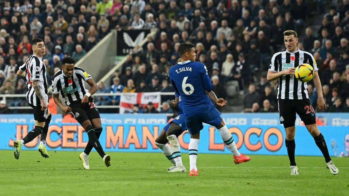 包含纽卡斯尔主场战平诺里奇,争议比赛的词条 包含纽卡斯尔主场战平诺里奇,争议比赛的词条