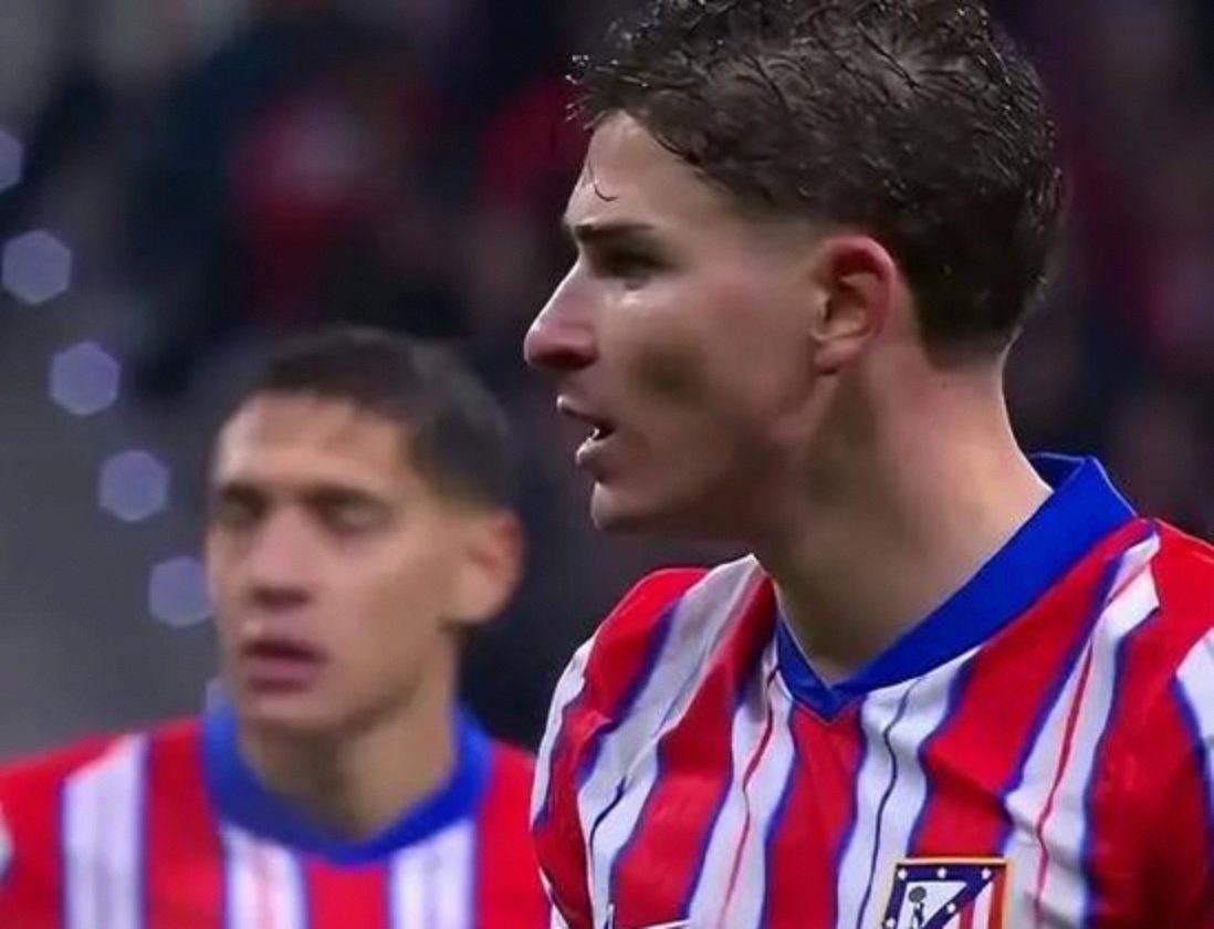 包含德国鏖战丹麦,阿尔瓦雷斯完成帽子戏法的词条 包含德国鏖战丹麦,阿尔瓦雷斯完成帽子戏法的词条