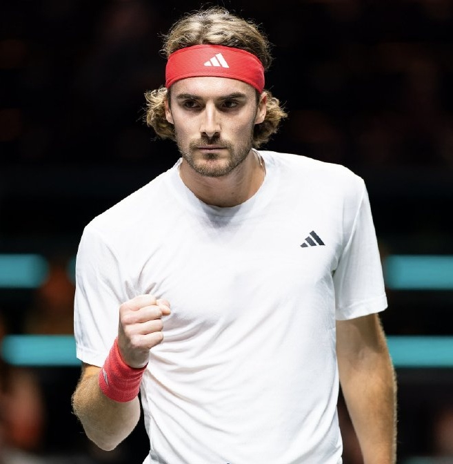 年终总决赛绝杀法网，西西帕斯高光表现